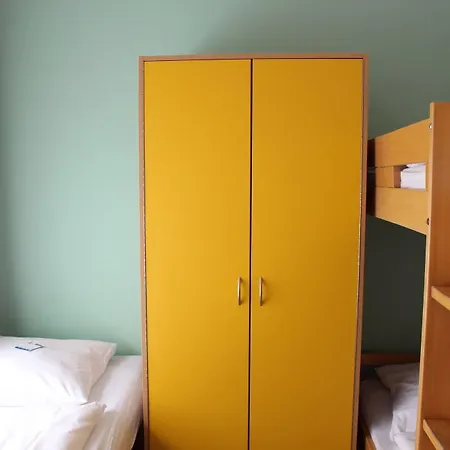 Martas Gaestehaeuser Hauptbahnhof Хостел *