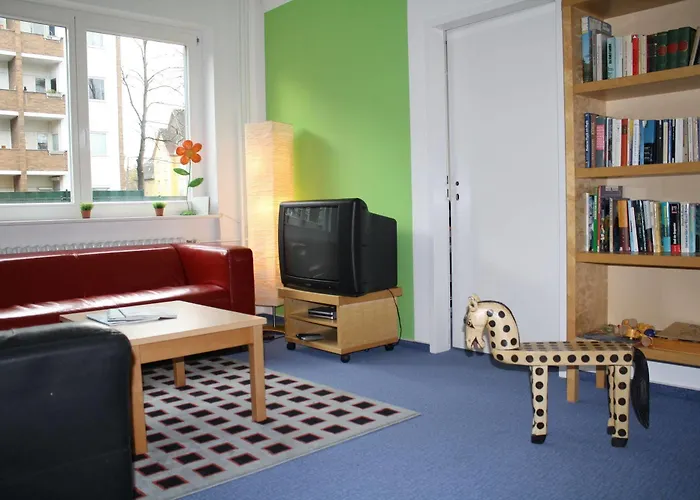 Hostel Martas Gaestehaeuser Hauptbahnhof *