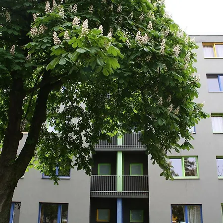 Hostal Martas Gaestehaeuser Hauptbahnhof Berlín