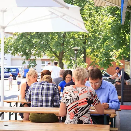Martas Gaestehaeuser Hauptbahnhof Hostal *
