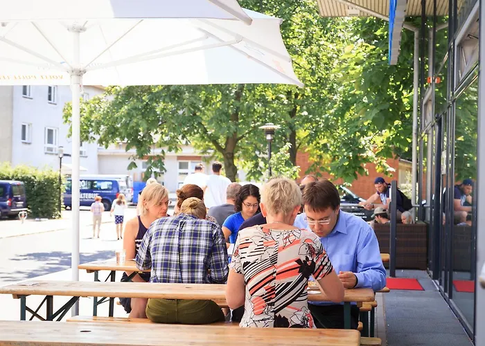 Martas Gaestehaeuser Hauptbahnhof Auberge de jeunesse *